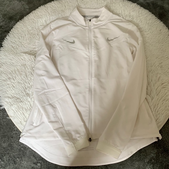 RARELY WORN NIKE ZIP UP!! s - Picture 1 of 4